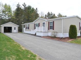 14 Ledge Cir, Bangor, ME 04401