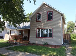 307 N 9th St, Norfolk, NE 68701