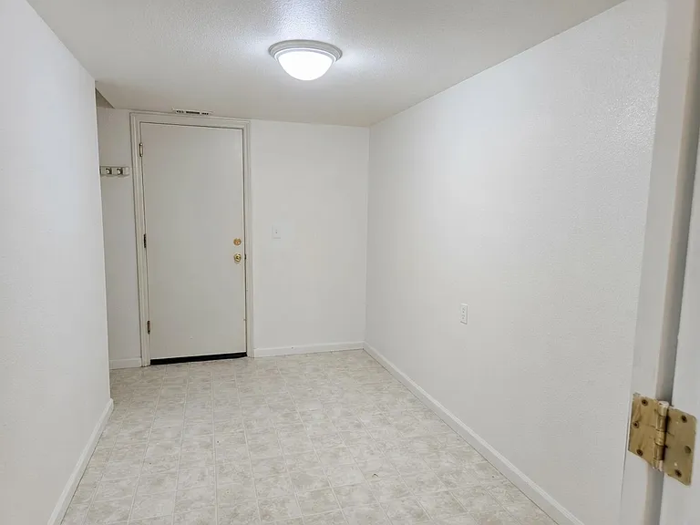 344 Citadel Ave — Photo 10