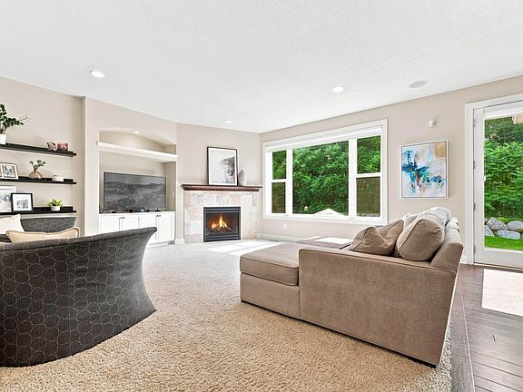 5th image of 3025 Fairway Dr
