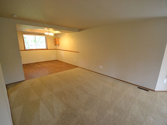 3rd image of 18708 7th Avenue Ct E