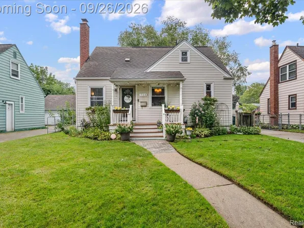 716 Flowerdale St, Ferndale, MI 48220
