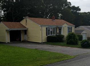 63 Massey Rd, Tiverton, RI 02878