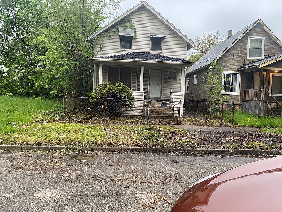 1st image of 380 Highland St