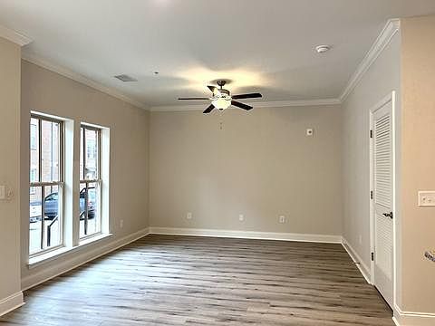 5th image of 1021 Vida Way