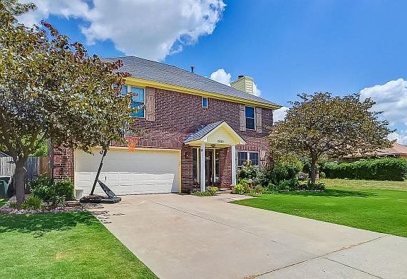 2nd image of 1909 Dena Dr