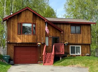 6750 Reedyke Cir, Anchorage, AK 99507