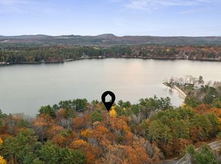 16 Breezy Point Rd, Naples, ME 04055