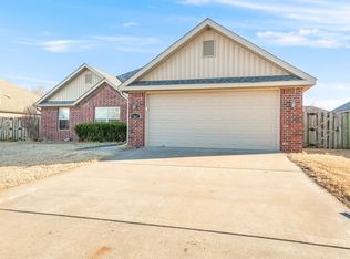 7587 Brooklyn Ave, Springdale, AR 72762