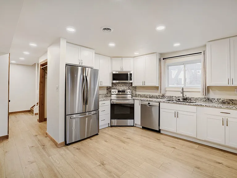 7 Miners Creek Rd — Photo 2