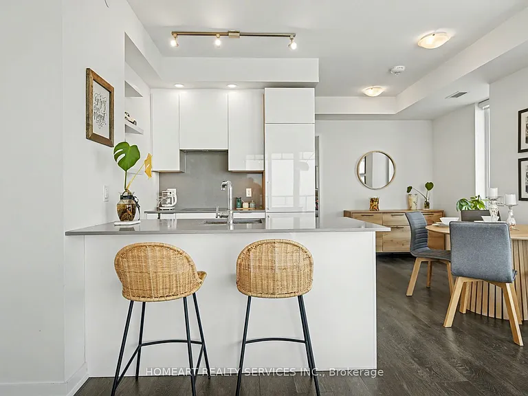 28 Freeland St #3209 — Photo 10