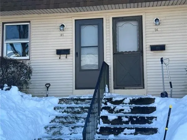 1588 Main St APT 25, West Warwick, RI 02893