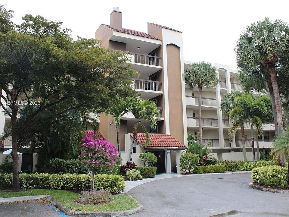 1st image of 955 Egret Cir APT 310
