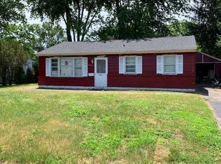 805 Greentree Rd, Newark, DE 19713