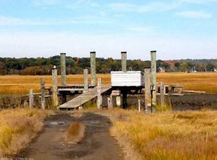 Circle Beach Rd, Madison, CT 06443