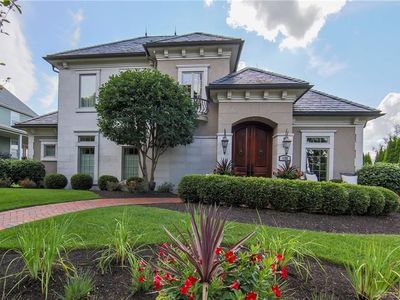 132 Pointe Oakwood Way, Oakwood, OH, 45409