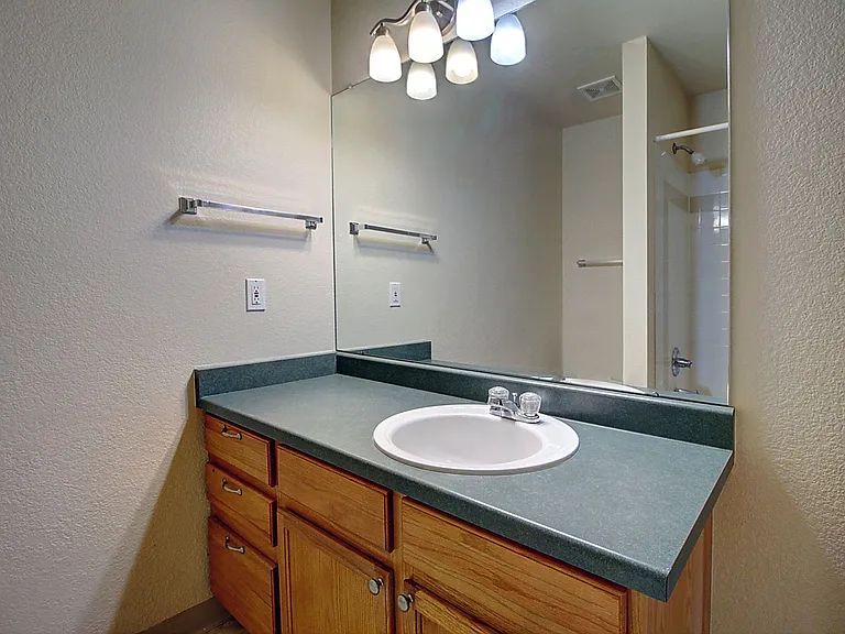12540 Beach St — Photo 14