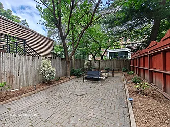 233 Cumberland Street