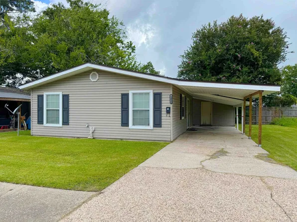 703 Bush St, Morgan City, LA 70380