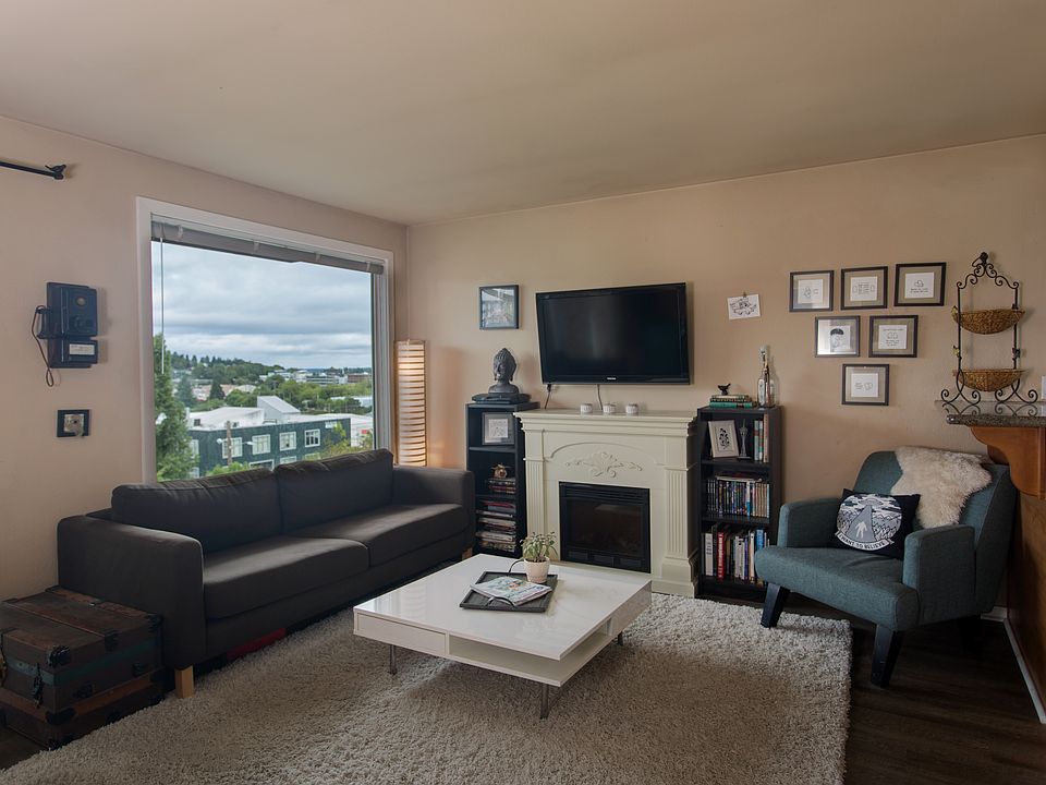 1st image of 3420 15th Ave W APT 301