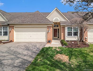5481 Greenway Dr #79, Trenton, MI, 48183