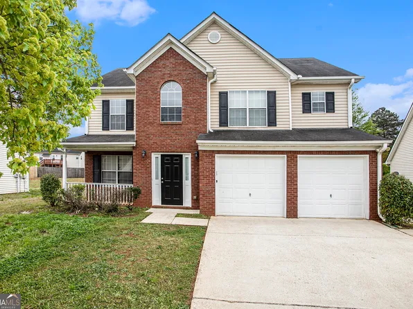 5696 Colonnade Dr, Rex, GA 30273