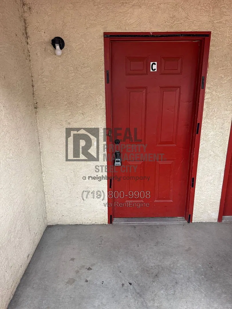 1 bed, 1.0 bath, $850 — Photo 3