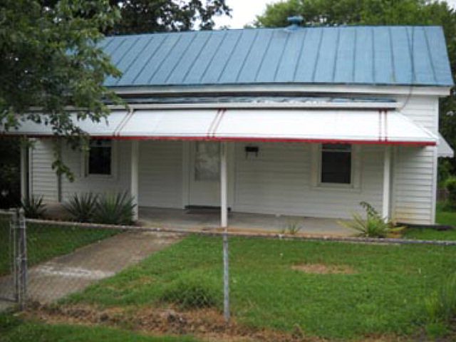 1st image of 11 Noel Ave