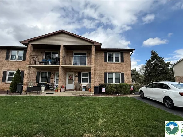 4083 Vaughn St, Easton, PA 18045