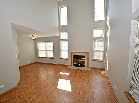 2nd image of 2751 Borkshire Ln