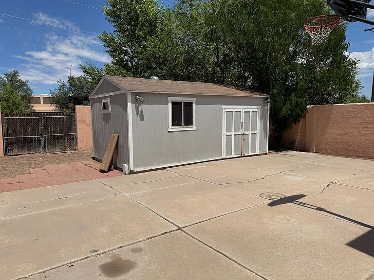2551 Aspen Ave NW — Photo 20
