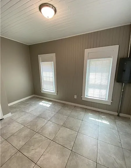1110 New Jersey Ave — Photo 2