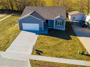 700 Patchett Dr, MITCHELLVILLE, IA 50169