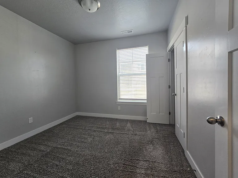 14708 S Astin Ln #203 — Photo 12