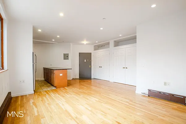 Rented by MNS Marketing | media 13