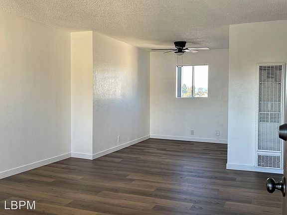 4th image of 515 N Market St #11628077