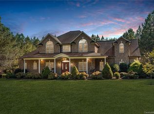 2920 Arbor Hills Dr, Lincolnton, NC 28092