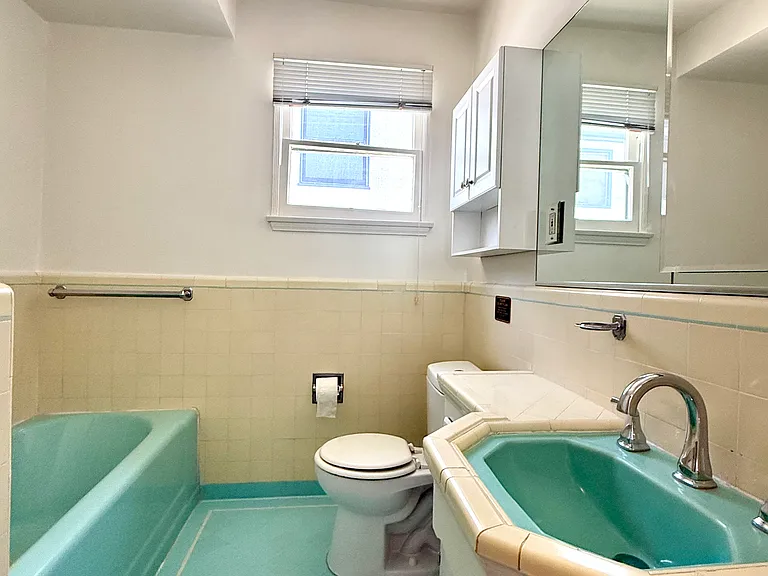 4048 Los Feliz Blvd #1 — Photo 11