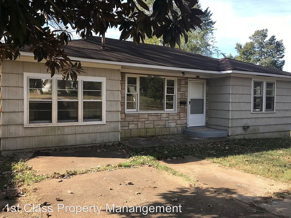 1st image of 918 Hickory St