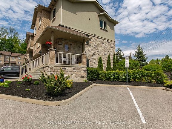 2nd image of 376 Blake St Unit 21