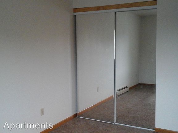 3rd image of 218 21st St NW APT 24