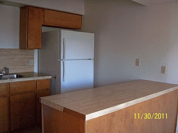 Kitchen - Refrigerator