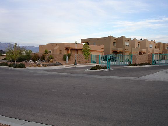 3rd image of 10019 Vista Cantera Ln NW