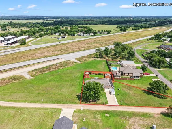 104 Blake St, Mabank, TX 75147