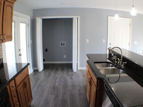 4th image of 10430 Twin Oaks Dr Lot 7