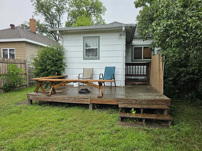 218 W Kemp Ave — Photo 9