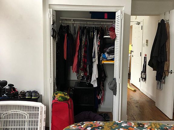 5th image of 1136 Pine St #301