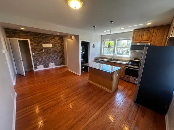 59 Cottage St Floor 2, Pt Chester, NY 10573