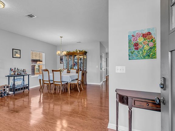 4th image of 9116 Carissa Dr