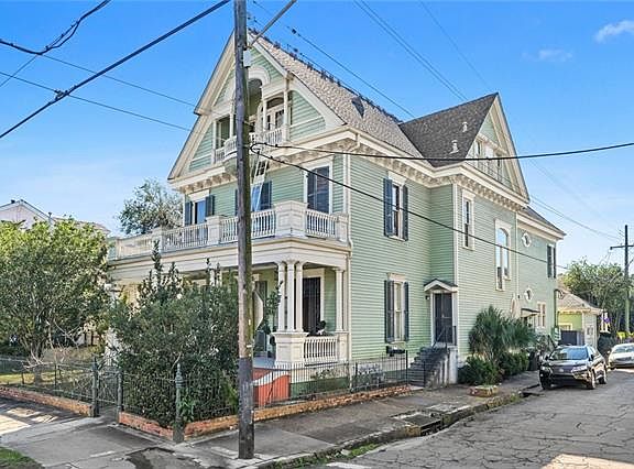 2nd image of 1140 Jackson Ave #A